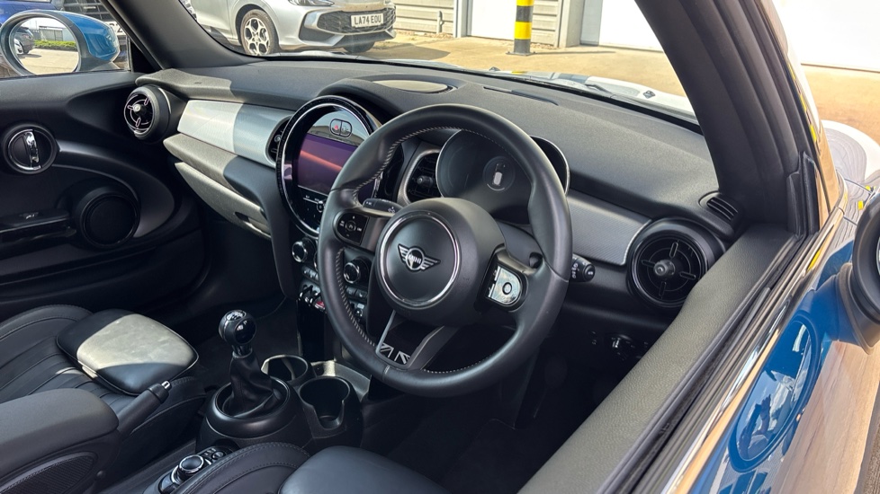 MINI Hatchback 1.5 Cooper Exclusive Premium 3dr Petrol Hatchback - Image 6