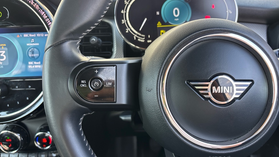 MINI Hatchback 1.5 Cooper Exclusive Premium 3dr Petrol Hatchback - Image 17