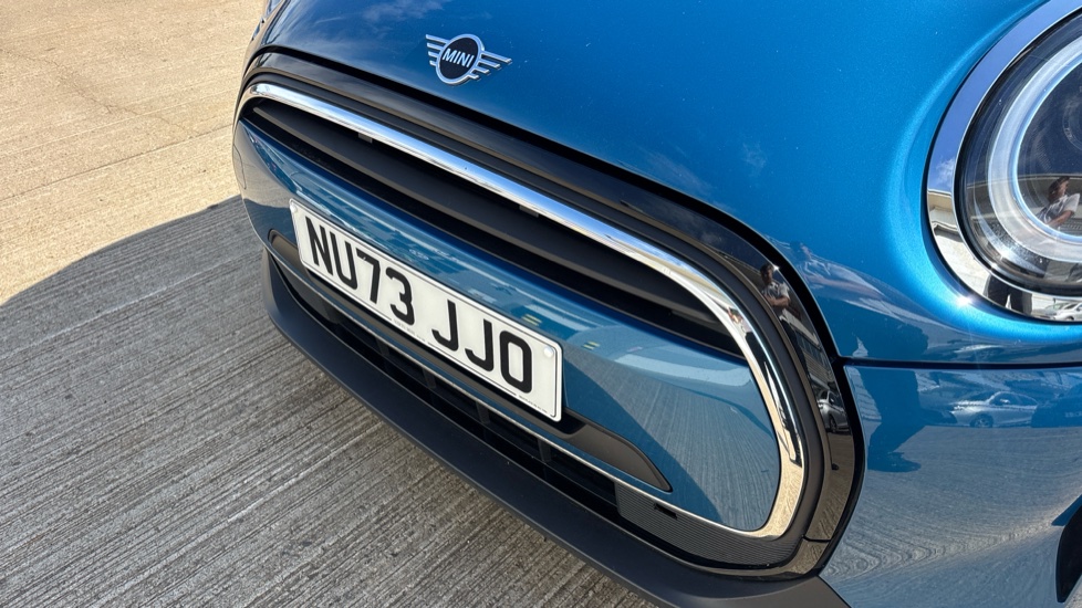 MINI Hatchback 1.5 Cooper Exclusive Premium 3dr Petrol Hatchback - Image 24