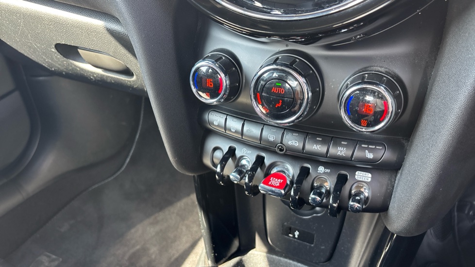 MINI Hatchback 1.5 Cooper Exclusive Premium 3dr Petrol Hatchback - Image 49