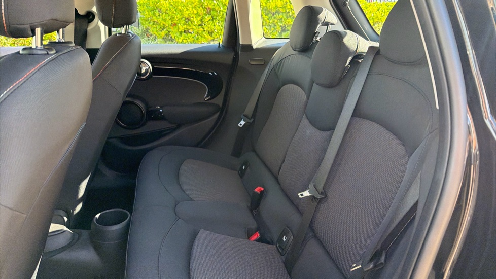 MINI Hatchback 1.5 Cooper Classic Premium 5dr Auto Petrol Hatchback - Image 12