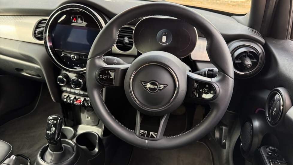 MINI Hatchback 1.5 Cooper Exclusive 5dr Auto Petrol Hatchback - Image 5