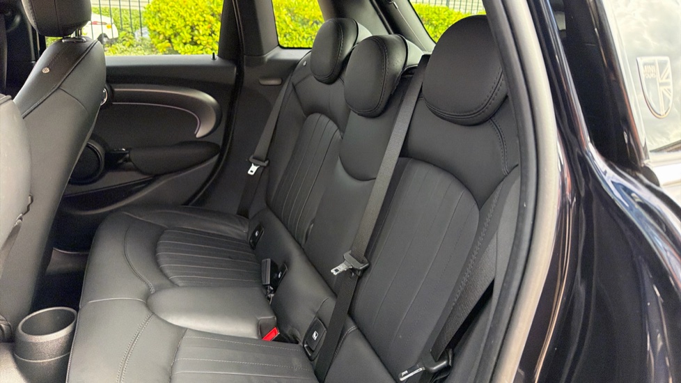 MINI Hatchback 1.5 Cooper Exclusive 5dr Auto Petrol Hatchback - Image 12