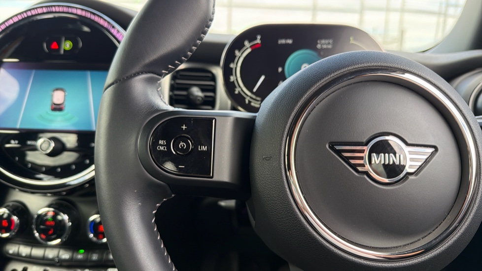 MINI Hatchback 1.5 Cooper Exclusive 5dr Auto Petrol Hatchback - Image 17