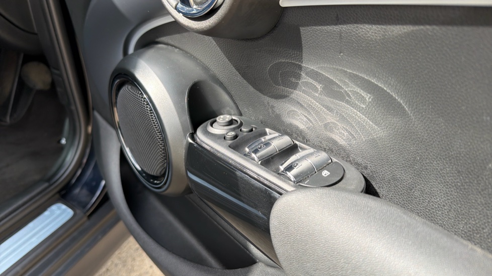 MINI Hatchback 1.5 Cooper Exclusive 5dr Auto Petrol Hatchback - Image 35