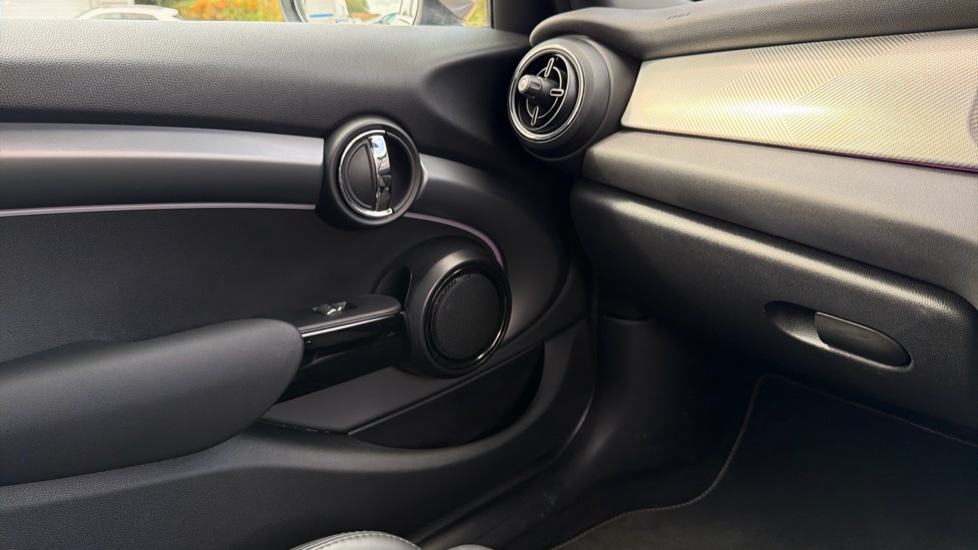 MINI Hatchback 1.5 Cooper Exclusive 5dr Auto Petrol Hatchback - Image 54