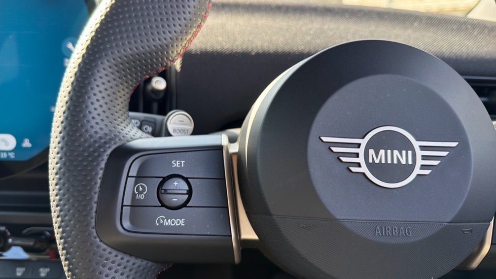 MINI Cooper 2.0 S Sport 5dr Auto Petrol Hatchback - Image 17