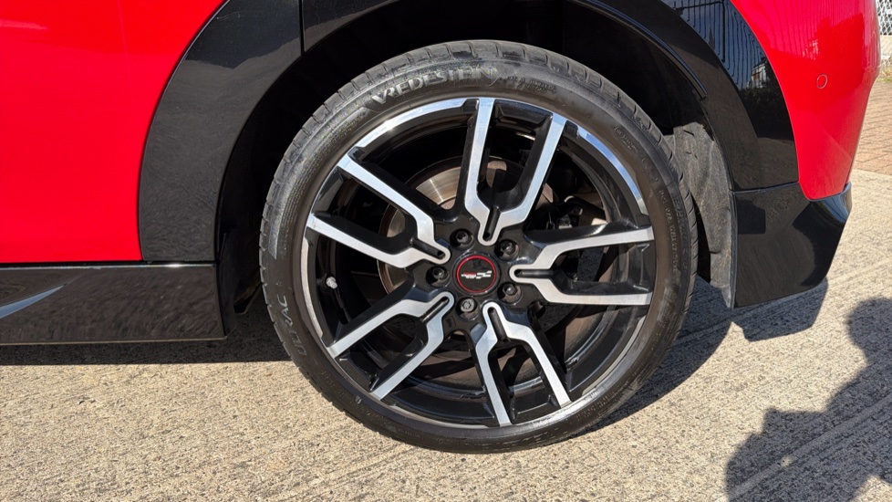 MINI Cooper 2.0 S Sport 5dr Auto Petrol Hatchback - Image 29