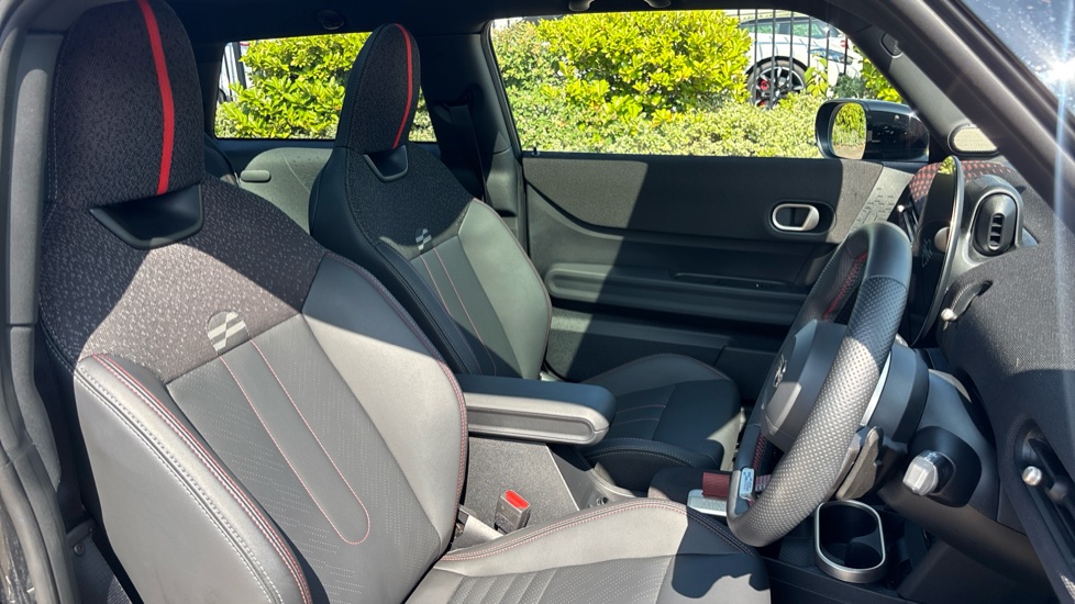 MINI Cooper 2.0 S Exclusive 3dr Auto Petrol Hatchback - Image 11