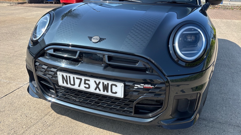 MINI Cooper 2.0 S Exclusive 3dr Auto Petrol Hatchback - Image 24