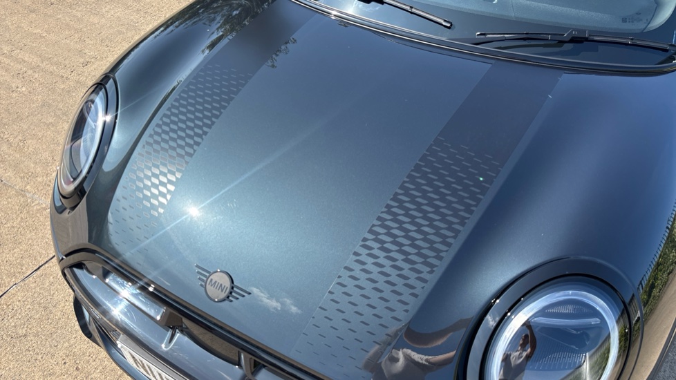 MINI Cooper 2.0 S Exclusive 3dr Auto Petrol Hatchback - Image 26