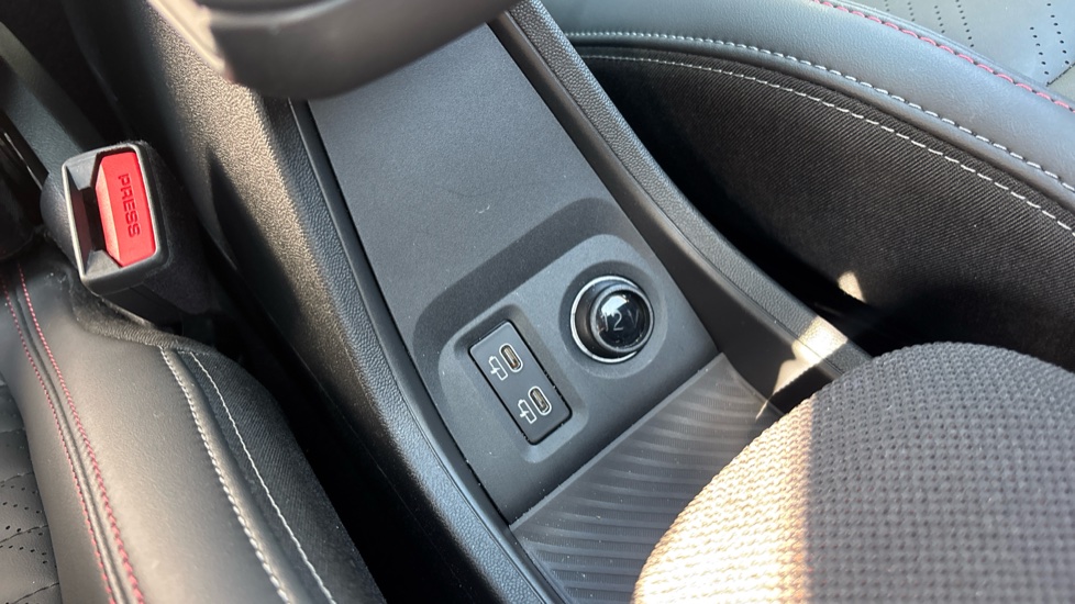 MINI Cooper 2.0 S Exclusive 3dr Auto Petrol Hatchback - Image 40