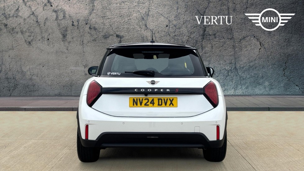MINI Cooper 2.0 S Exclusive 3dr Auto Petrol Hatchback - Image 15