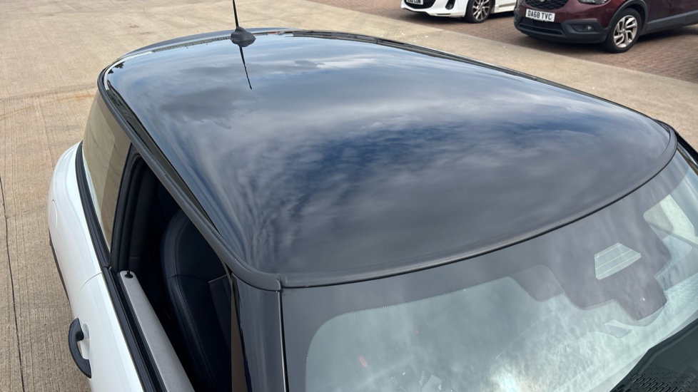 MINI Cooper 2.0 S Exclusive 3dr Auto Petrol Hatchback - Image 21