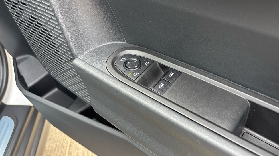 MINI Cooper 2.0 S Exclusive 3dr Auto Petrol Hatchback - Image 34