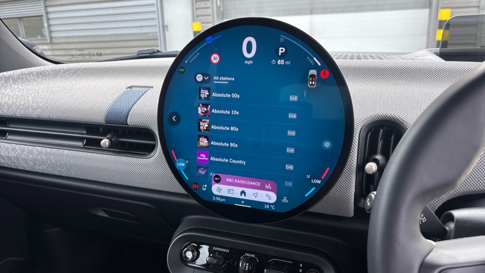 MINI Cooper 2.0 S Exclusive 3dr Auto Petrol Hatchback - Image 40