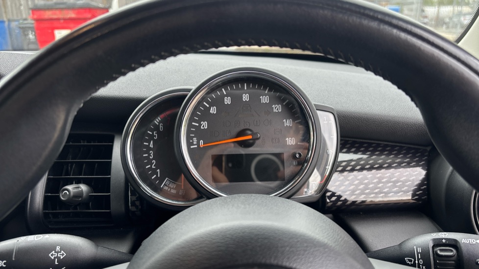 MINI Hatchback 2.0 Cooper S Classic II 5dr Petrol Hatchback - Image 9