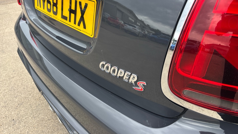MINI Hatchback 2.0 Cooper S Classic II 5dr Petrol Hatchback - Image 28