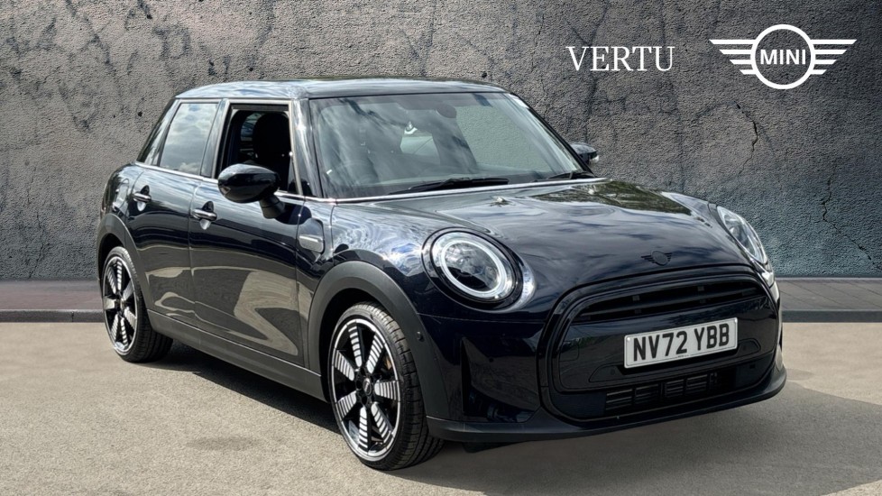 MINI Hatchback 1.5 Cooper Exclusive 5dr Auto Petrol Hatchback - Image 1