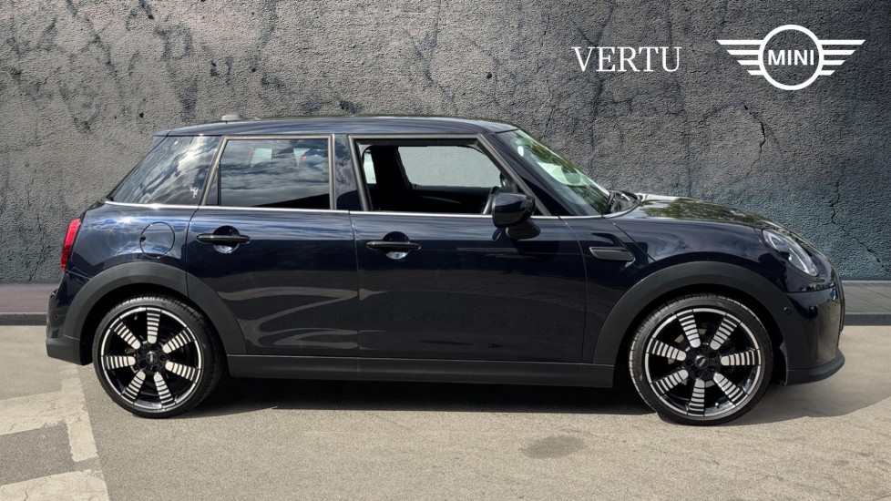 MINI Hatchback 1.5 Cooper Exclusive 5dr Auto Petrol Hatchback - Image 3