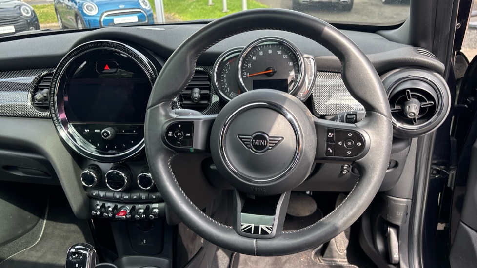 MINI Hatchback 1.5 Cooper Exclusive 5dr Auto Petrol Hatchback - Image 5