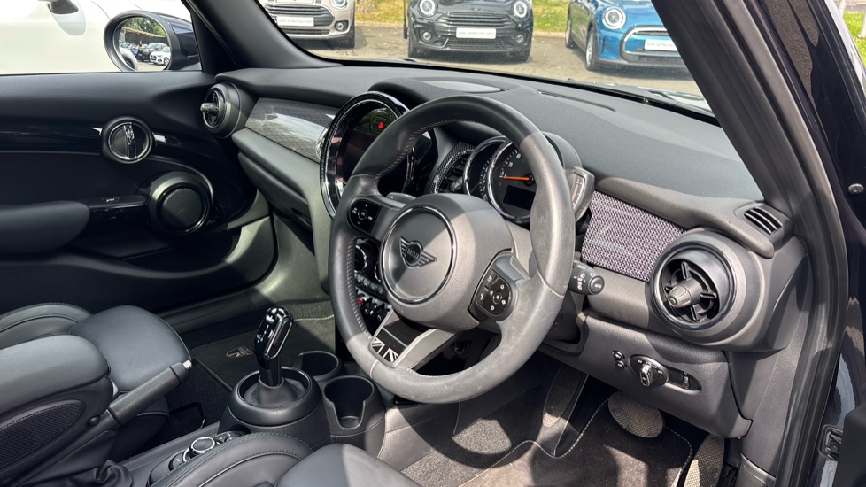 MINI Hatchback 1.5 Cooper Exclusive 5dr Auto Petrol Hatchback - Image 6