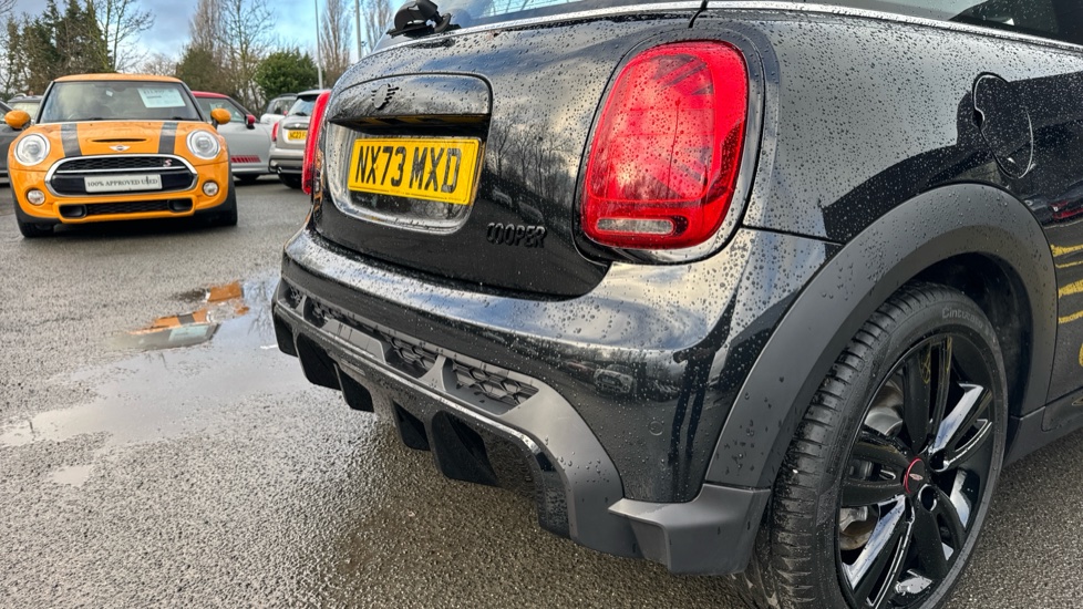 MINI Hatchback 1.5 Cooper Sport 3dr Petrol Hatchback - Image 23