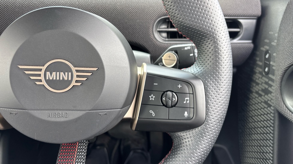 MINI Cooper 2.0 S Sport 5dr Auto Petrol Hatchback - Image 18