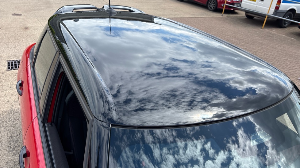 MINI Cooper 2.0 S Sport 5dr Auto Petrol Hatchback - Image 21