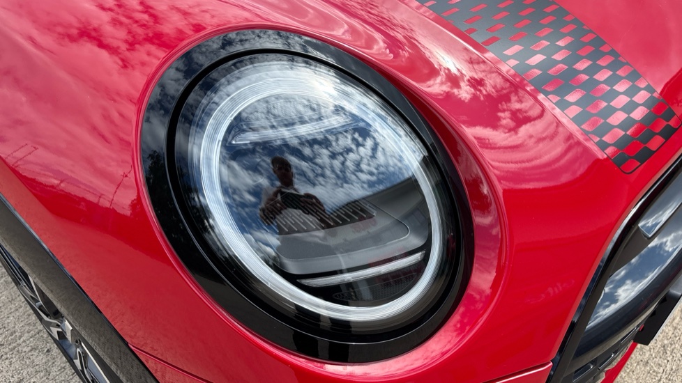 MINI Cooper 2.0 S Sport 5dr Auto Petrol Hatchback - Image 23