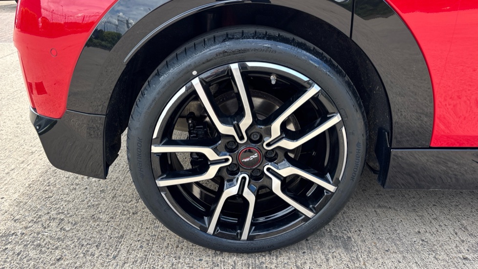 MINI Cooper 2.0 S Sport 5dr Auto Petrol Hatchback - Image 32