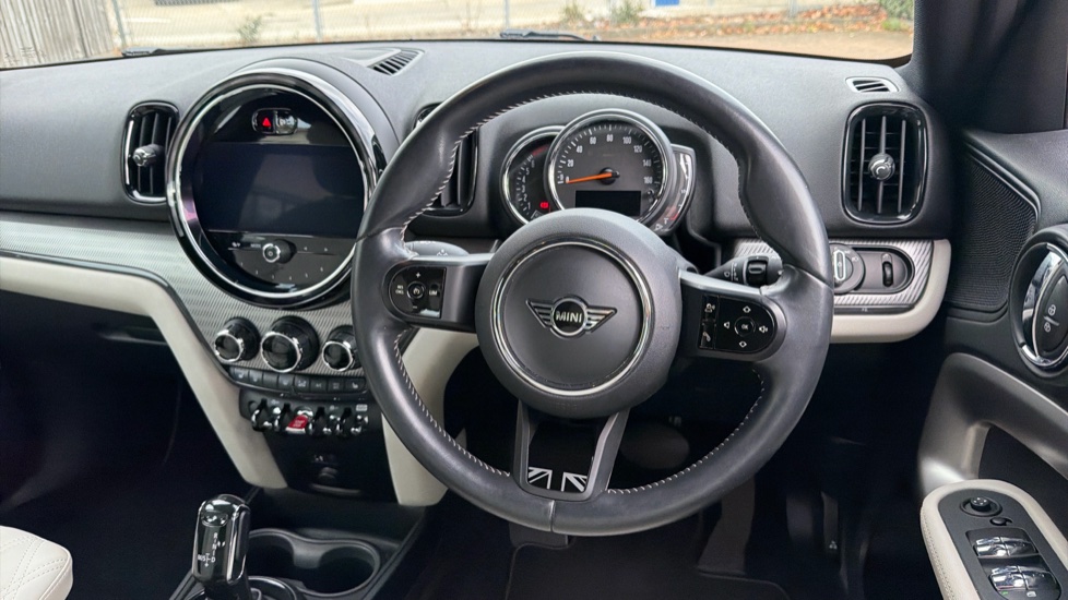 MINI Countryman 1.5 Cooper Exclusive 5dr Auto [Comfort Pack] Petrol Hatchback - Image 5