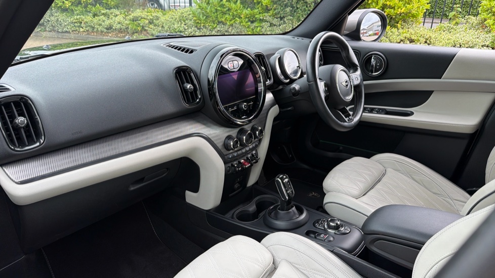 MINI Countryman 1.5 Cooper Exclusive 5dr Auto [Comfort Pack] Petrol Hatchback - Image 7