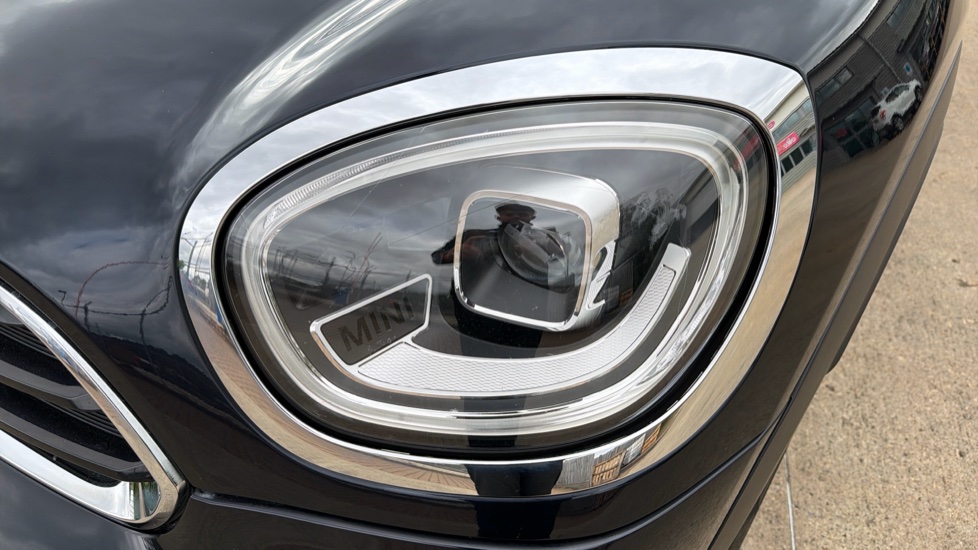 MINI Countryman 1.5 Cooper Exclusive 5dr Auto [Comfort Pack] Petrol Hatchback - Image 26