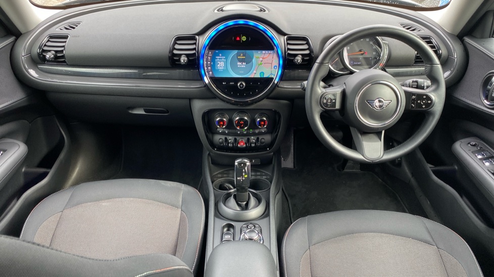 MINI Clubman 1.5 Cooper Classic 6dr Auto Petrol Estate - Image 4