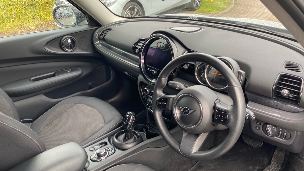 MINI Clubman 1.5 Cooper Classic 6dr Auto Petrol Estate - Image 6