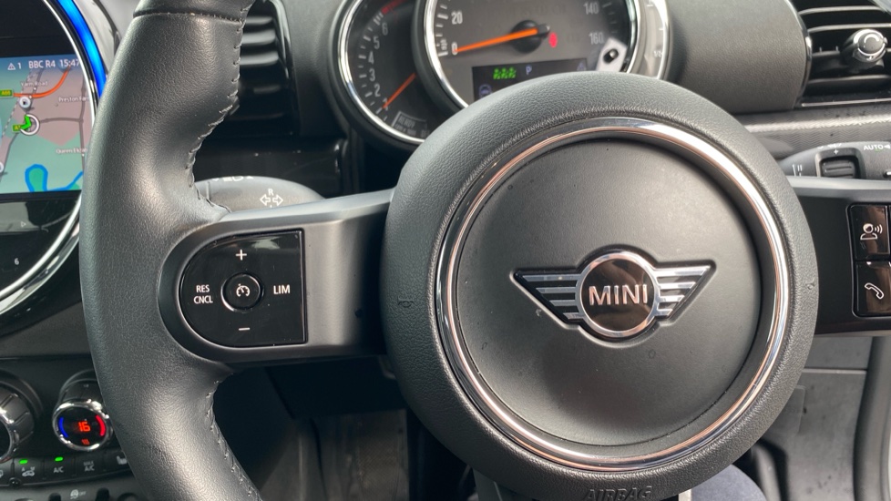 MINI Clubman 1.5 Cooper Classic 6dr Auto Petrol Estate - Image 17