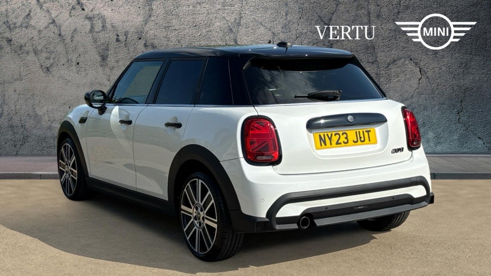 MINI Hatchback 1.5 Cooper Exclusive Premium 5dr Auto Petrol Hatchback - Image 2