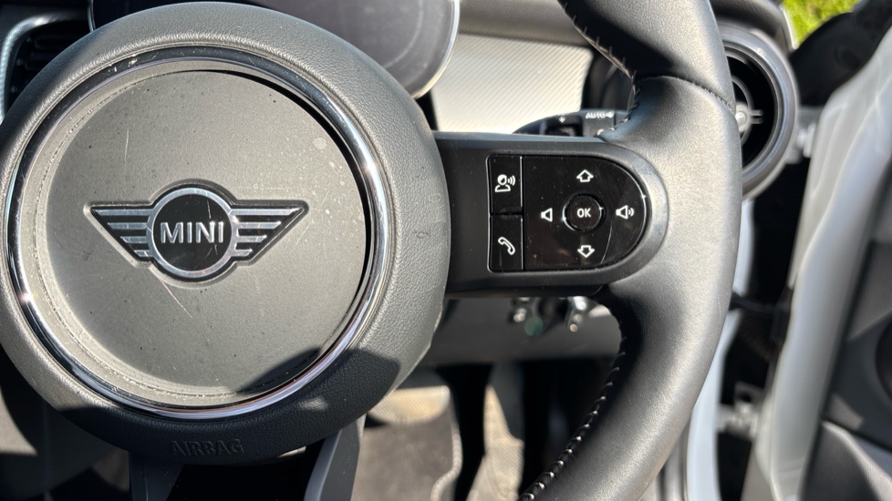 MINI Hatchback 1.5 Cooper Exclusive Premium 5dr Auto Petrol Hatchback - Image 18