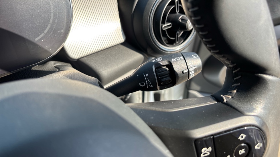 MINI Hatchback 1.5 Cooper Exclusive Premium 5dr Auto Petrol Hatchback - Image 40