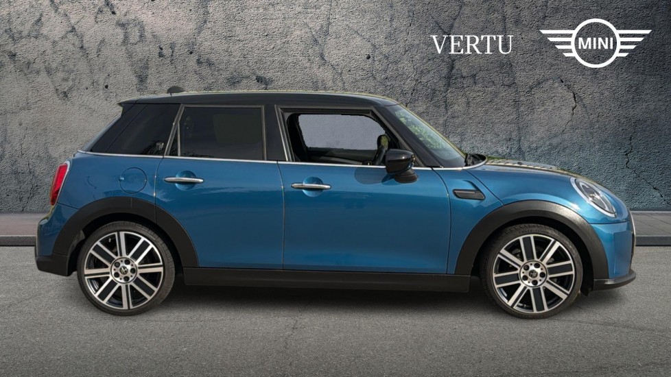 MINI Hatchback 1.5 Cooper Exclusive Premium 5dr Auto Petrol Hatchback - Image 3