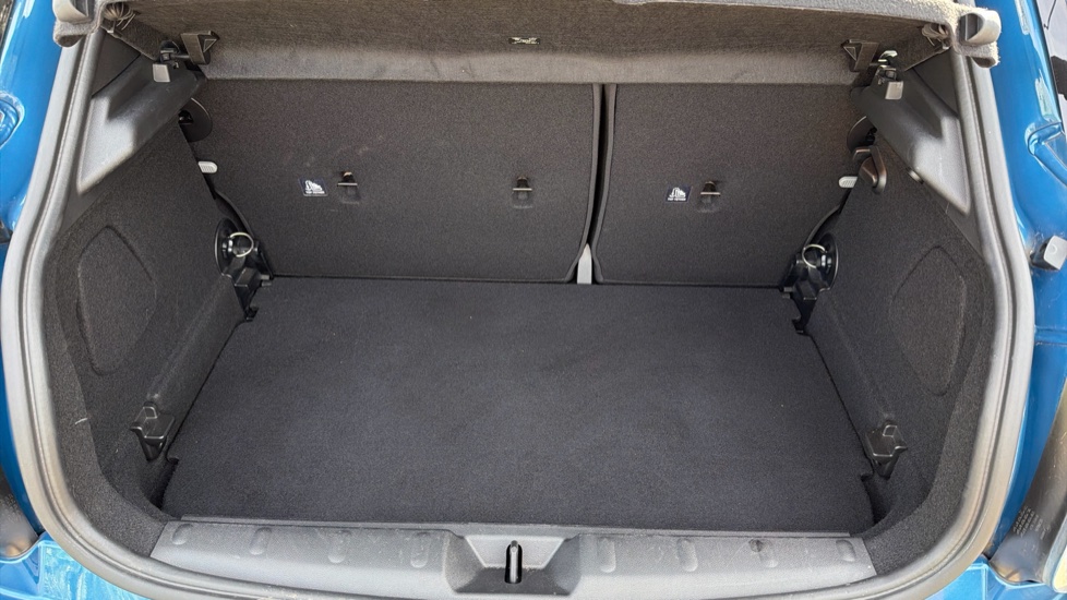MINI Hatchback 1.5 Cooper Exclusive Premium 5dr Auto Petrol Hatchback - Image 13