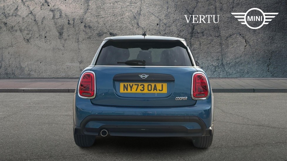 MINI Hatchback 1.5 Cooper Exclusive Premium 5dr Auto Petrol Hatchback - Image 15