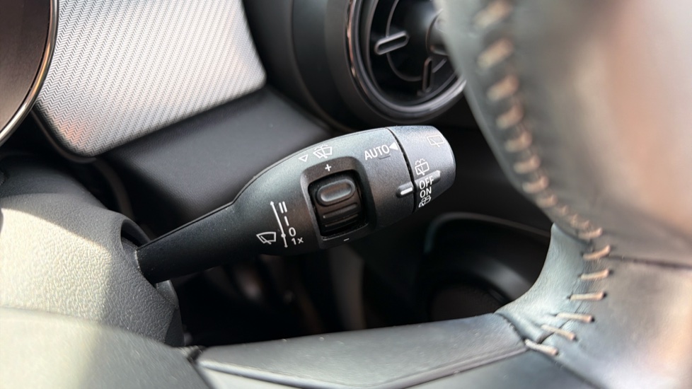 MINI Hatchback 1.5 Cooper Exclusive Premium 5dr Auto Petrol Hatchback - Image 38