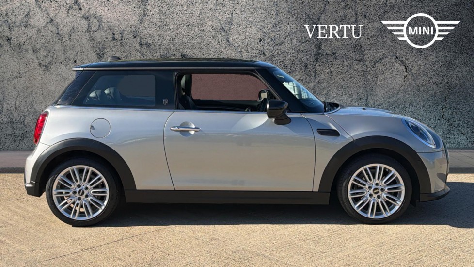 MINI Hatchback 1.5 Cooper Exclusive Premium Plus 3dr Auto Petrol Hatchback - Image 3