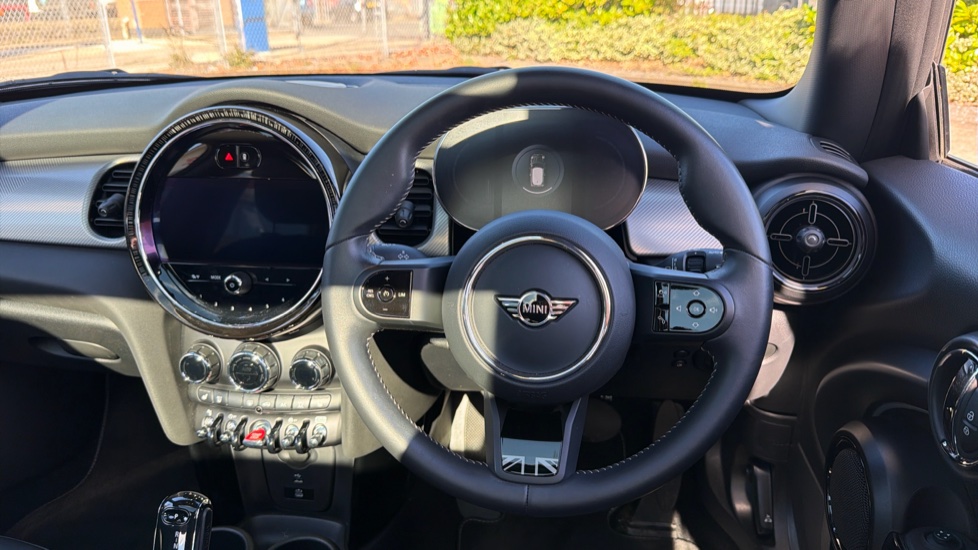 MINI Hatchback 1.5 Cooper Exclusive Premium Plus 3dr Auto Petrol Hatchback - Image 5