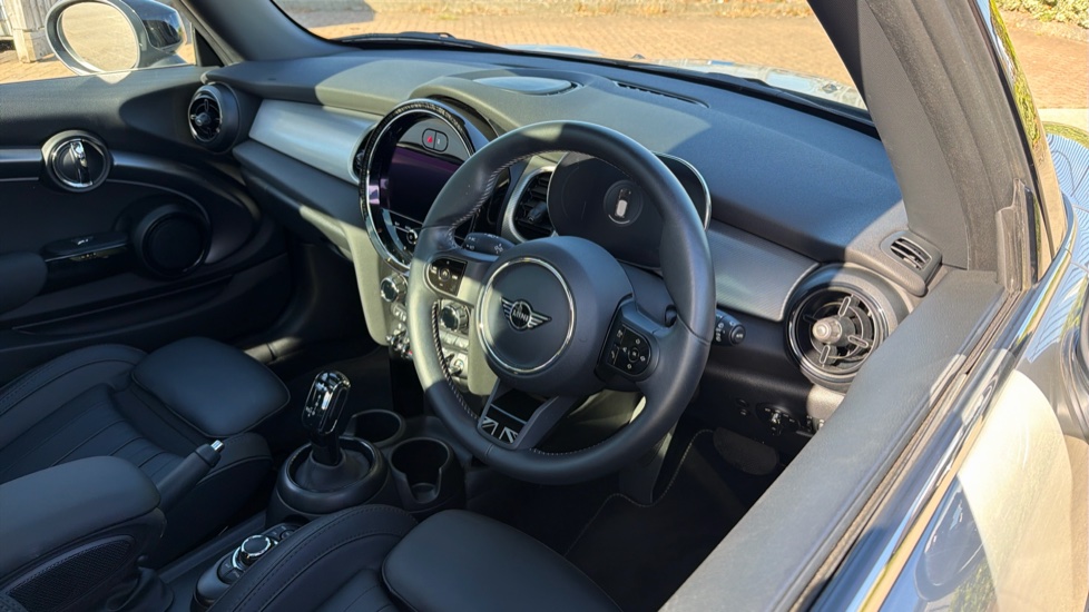 MINI Hatchback 1.5 Cooper Exclusive Premium Plus 3dr Auto Petrol Hatchback - Image 6