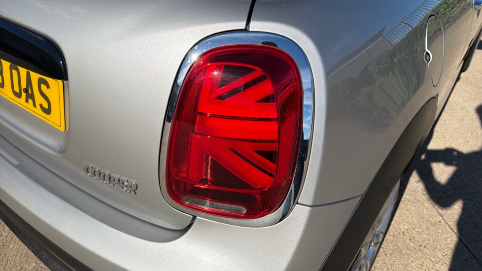 MINI Hatchback 1.5 Cooper Exclusive Premium Plus 3dr Auto Petrol Hatchback - Image 22