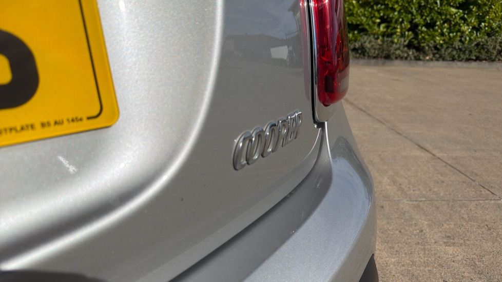MINI Hatchback 1.5 Cooper Exclusive Premium Plus 3dr Auto Petrol Hatchback - Image 30