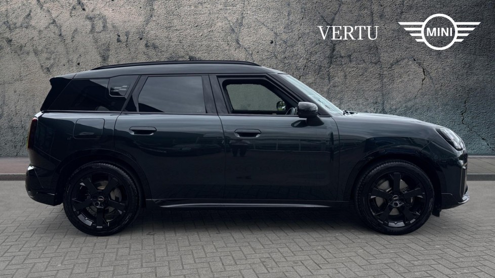 MINI Countryman 150kW E Sport 66kWh 5dr Auto Electric Hatchback - Image 3